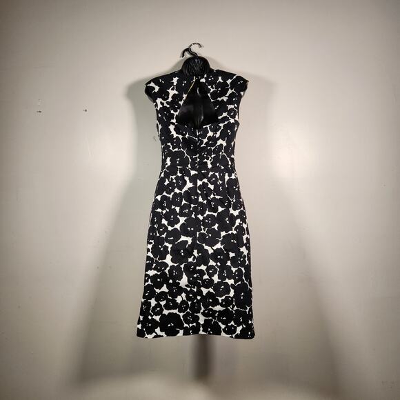 DONNA RICCO Sleeveless Knee Length Dress Womens 6 Floral Black White Cut Out - Picture 3 of 12